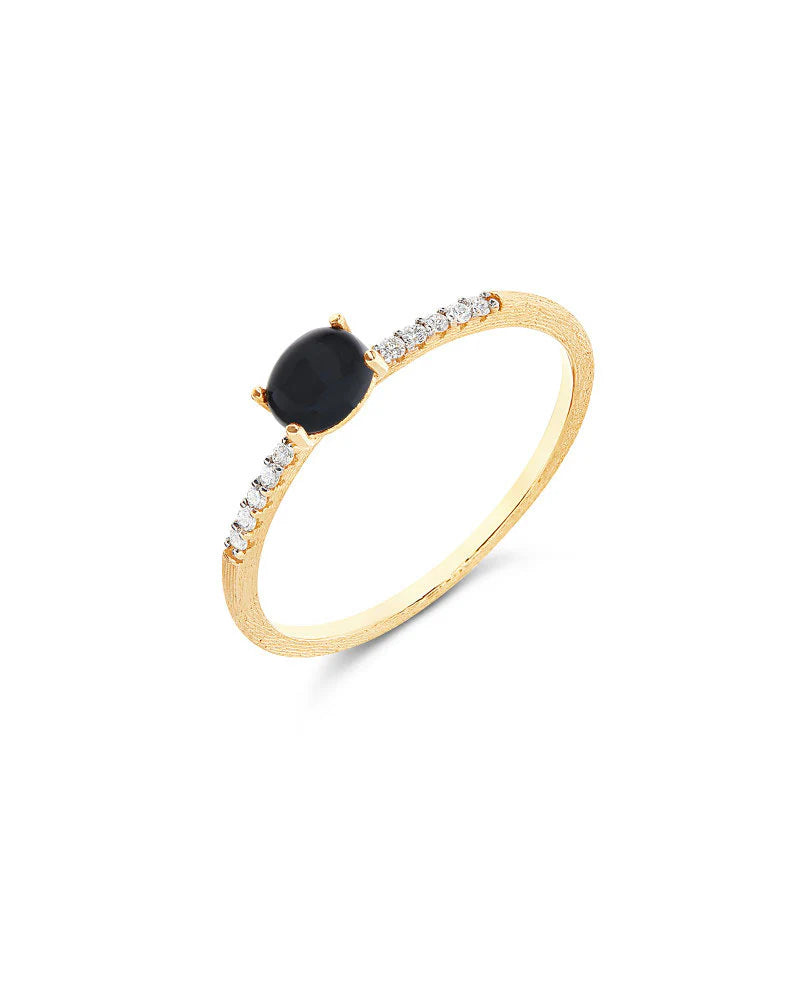 Anello dancing mistery black in oro giallo, onice e diamanti
