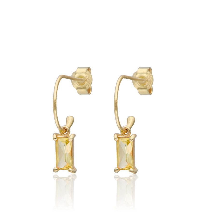 Orecchino in pietra di colore naturale luminoso